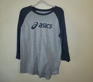 ASICS Women's Long Sleeve Gray Tee